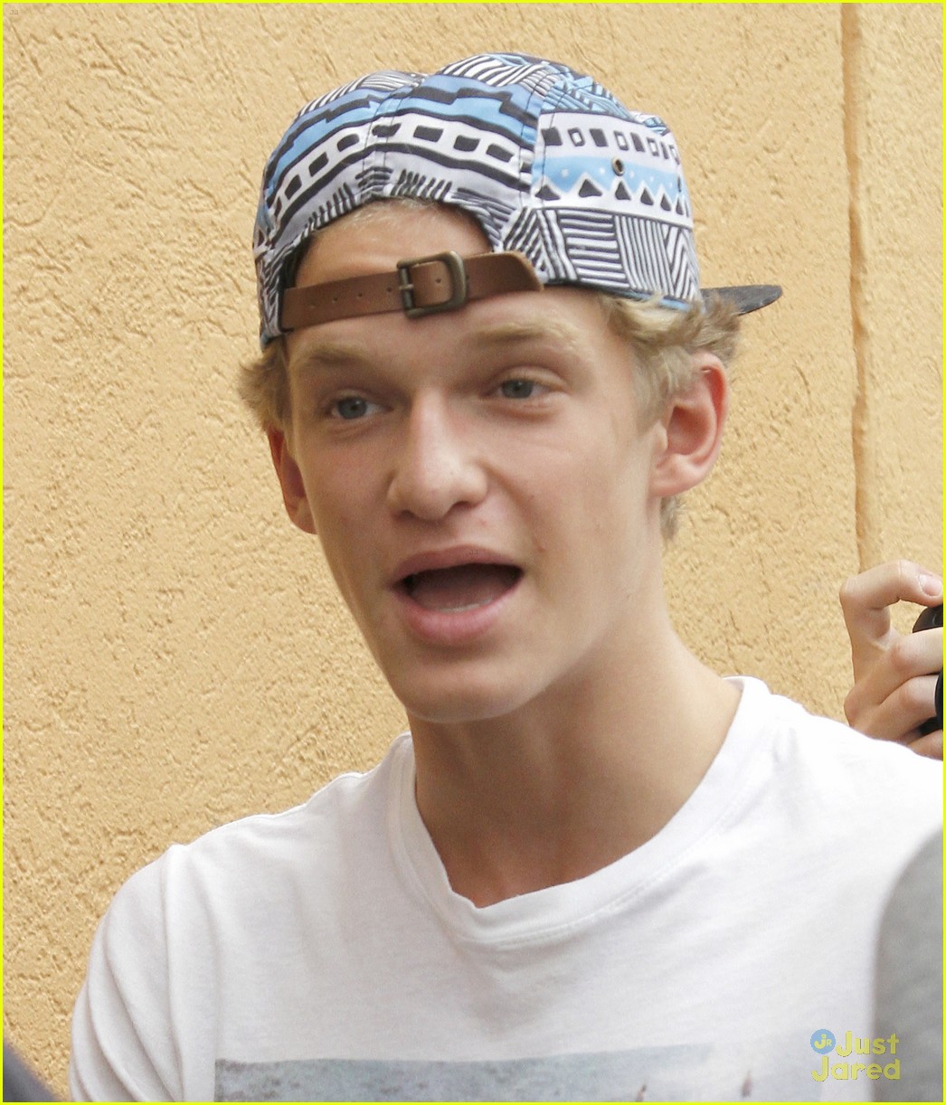 cody simpson in store signing 04