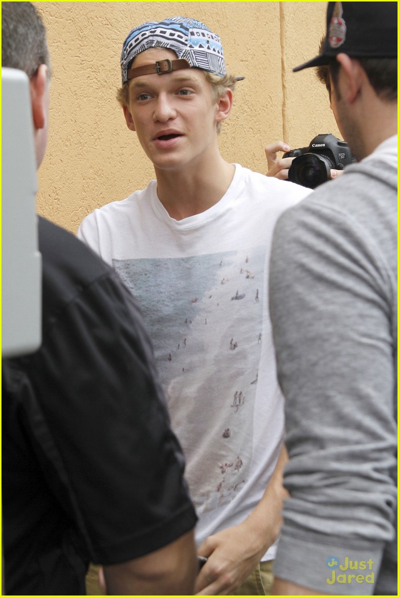 cody simpson in store signing 06