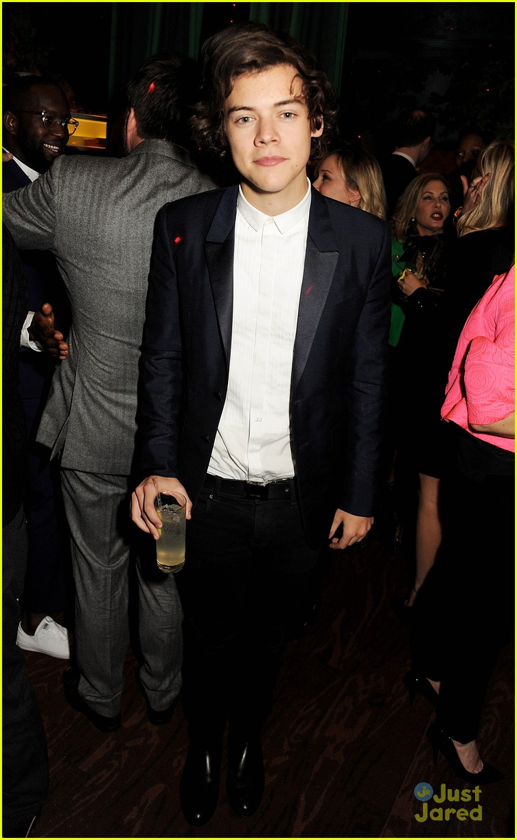 harry styles london collections 01