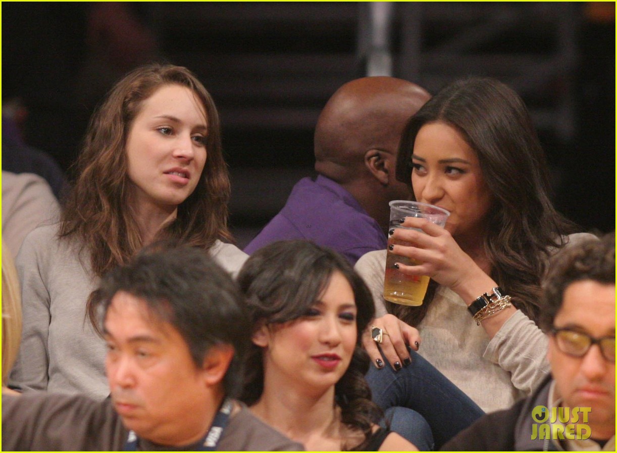 shay mitchell troian bellisario lakers game girls 10