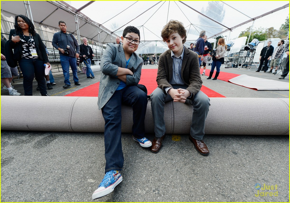 rico rodriguez nolan gould red carpet roll out sag 10