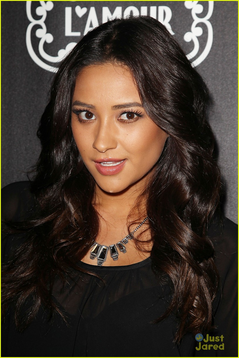 shay mitchell lamour lepore 14