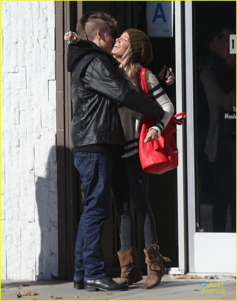 ashley tisdale christopher french kiss 10