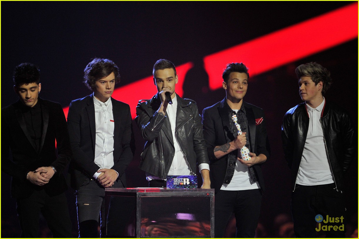 one direction brit awards performance 06
