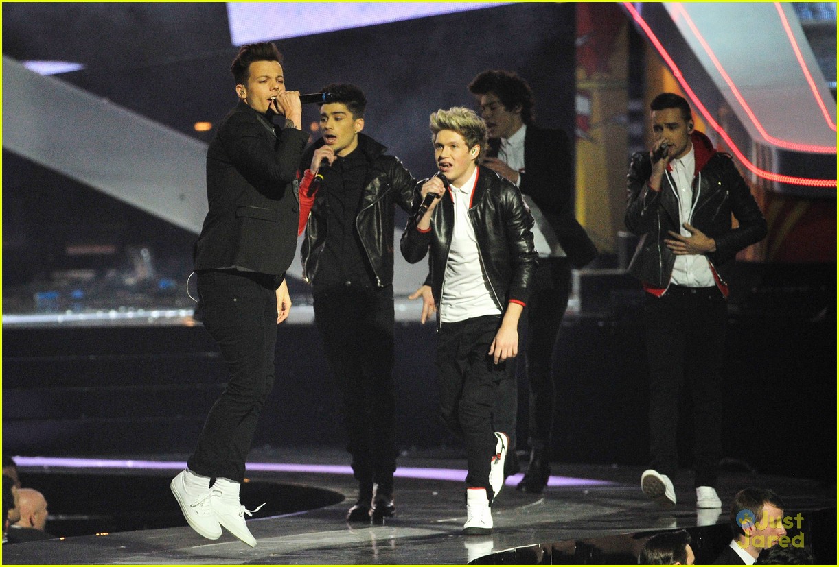one direction brit awards performance 07