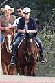 justin bieber horseback ride 03