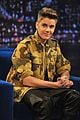 justin bieber late night appearance abs 08