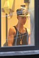 justin bieber wears gas mask while shopping 04