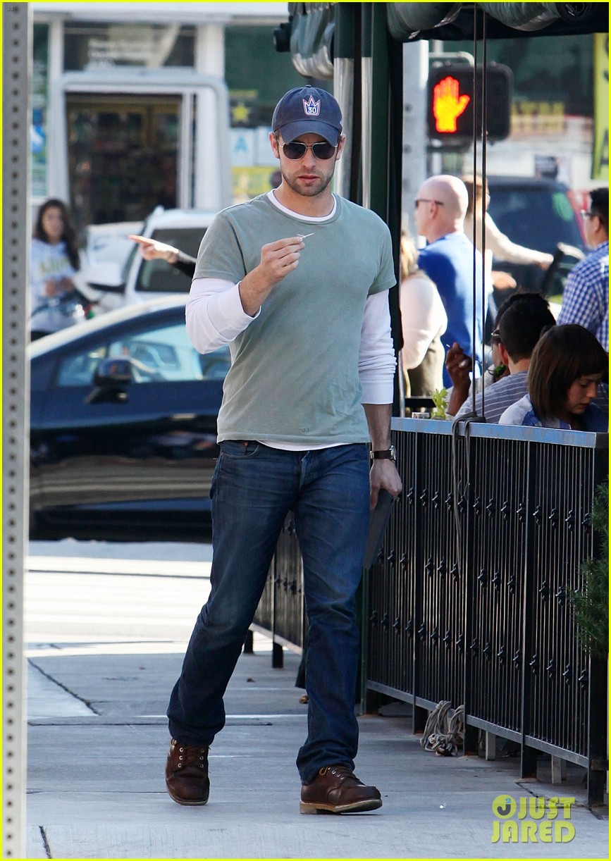 chace crawford solo valentines day 07