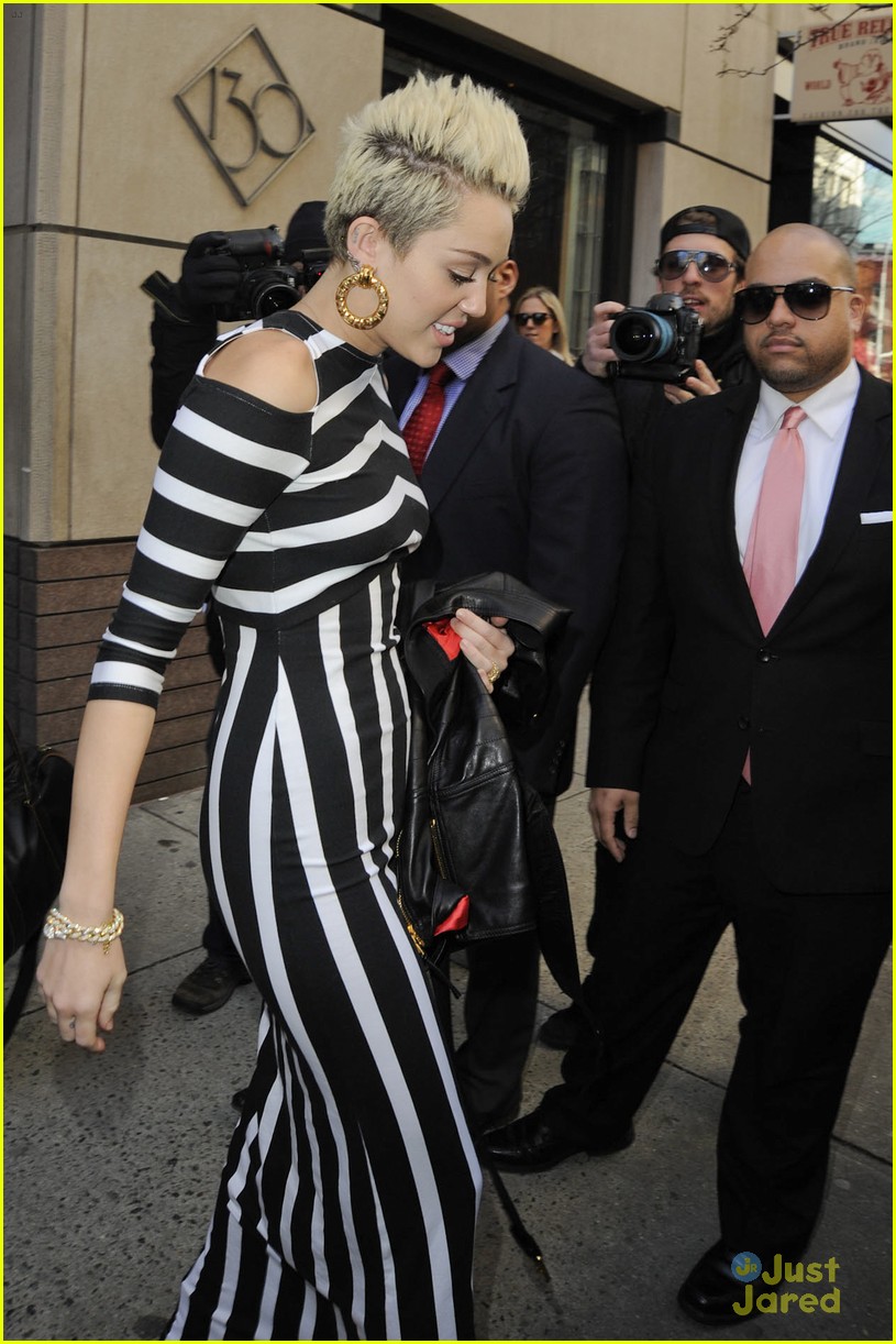 miley cyrus amazing music on the way 10