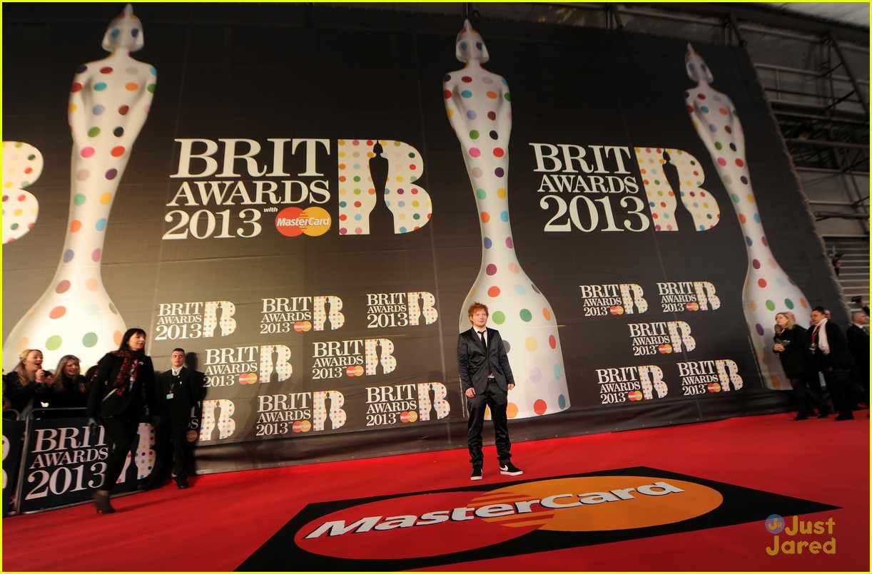 ed sheeran brit awards 03