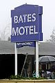 freddie highmore bates motel set 03
