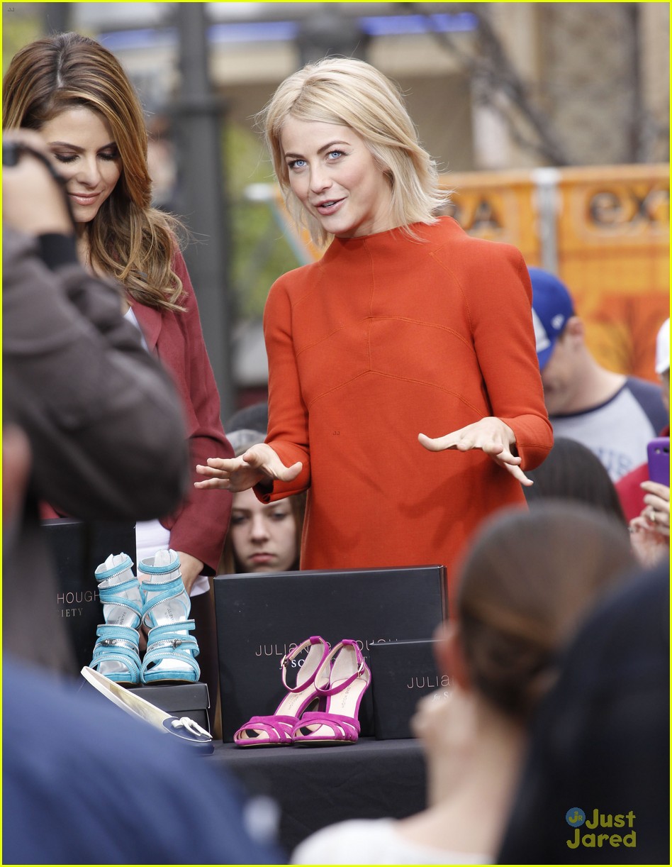 julianne hough extra appearance at the grove 07