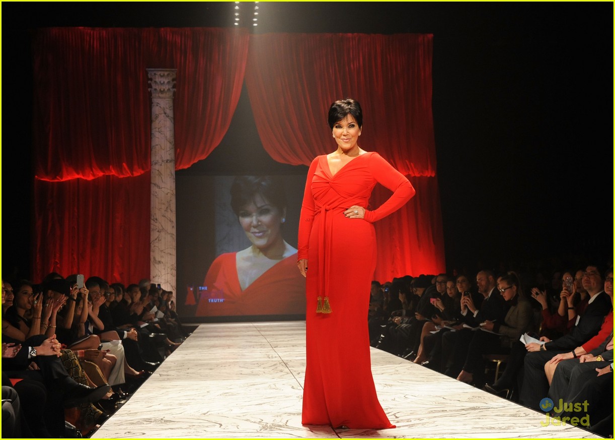 kendall kylie jenner heart truth red dress fashion show 2013 24