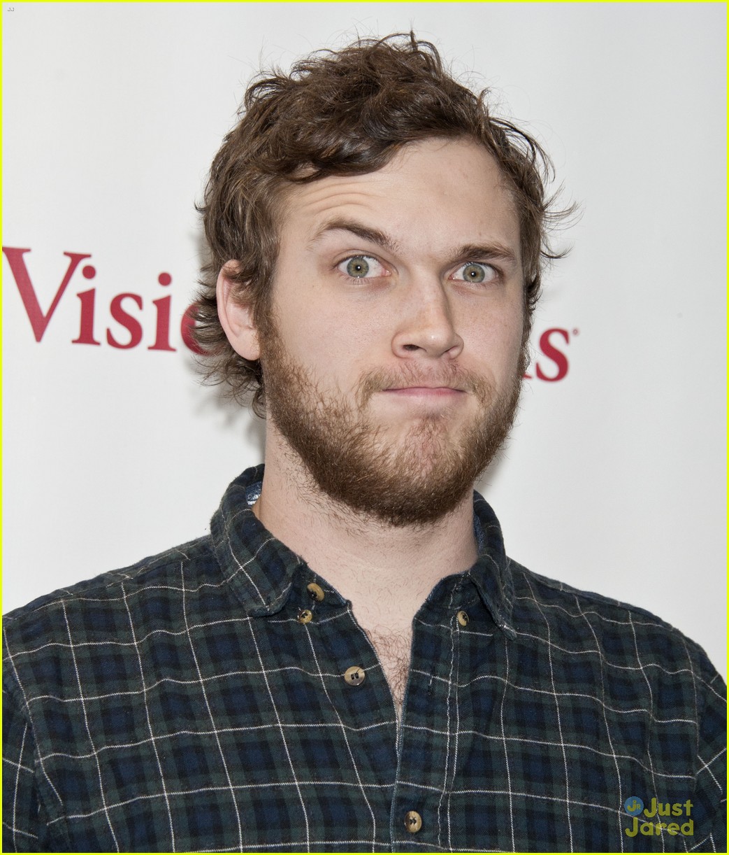Phillip Phillips: Big Fan of 'The Walking Dead' Photo 540928 - Photo