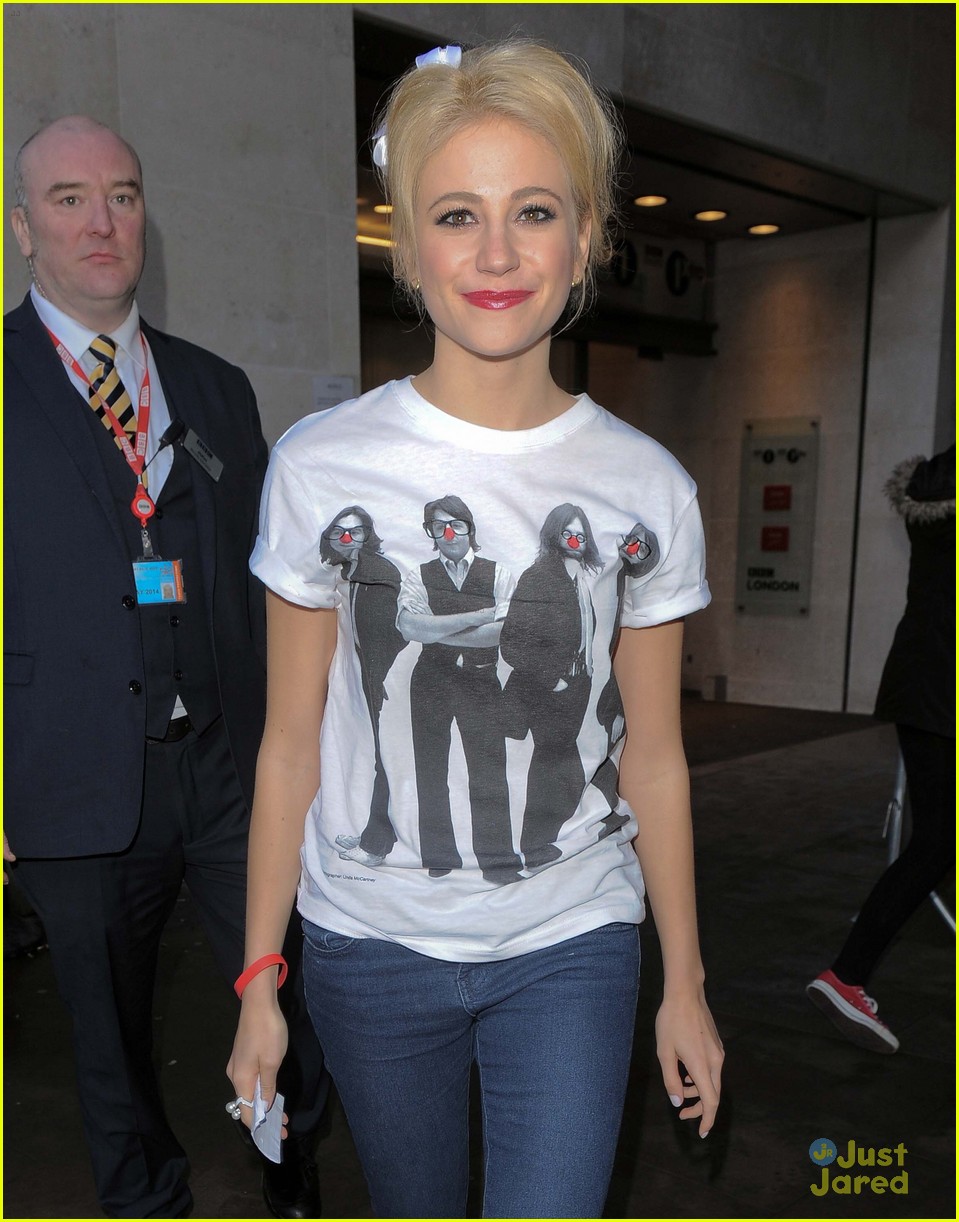 pixie lott oliver cheshire view shard party 12