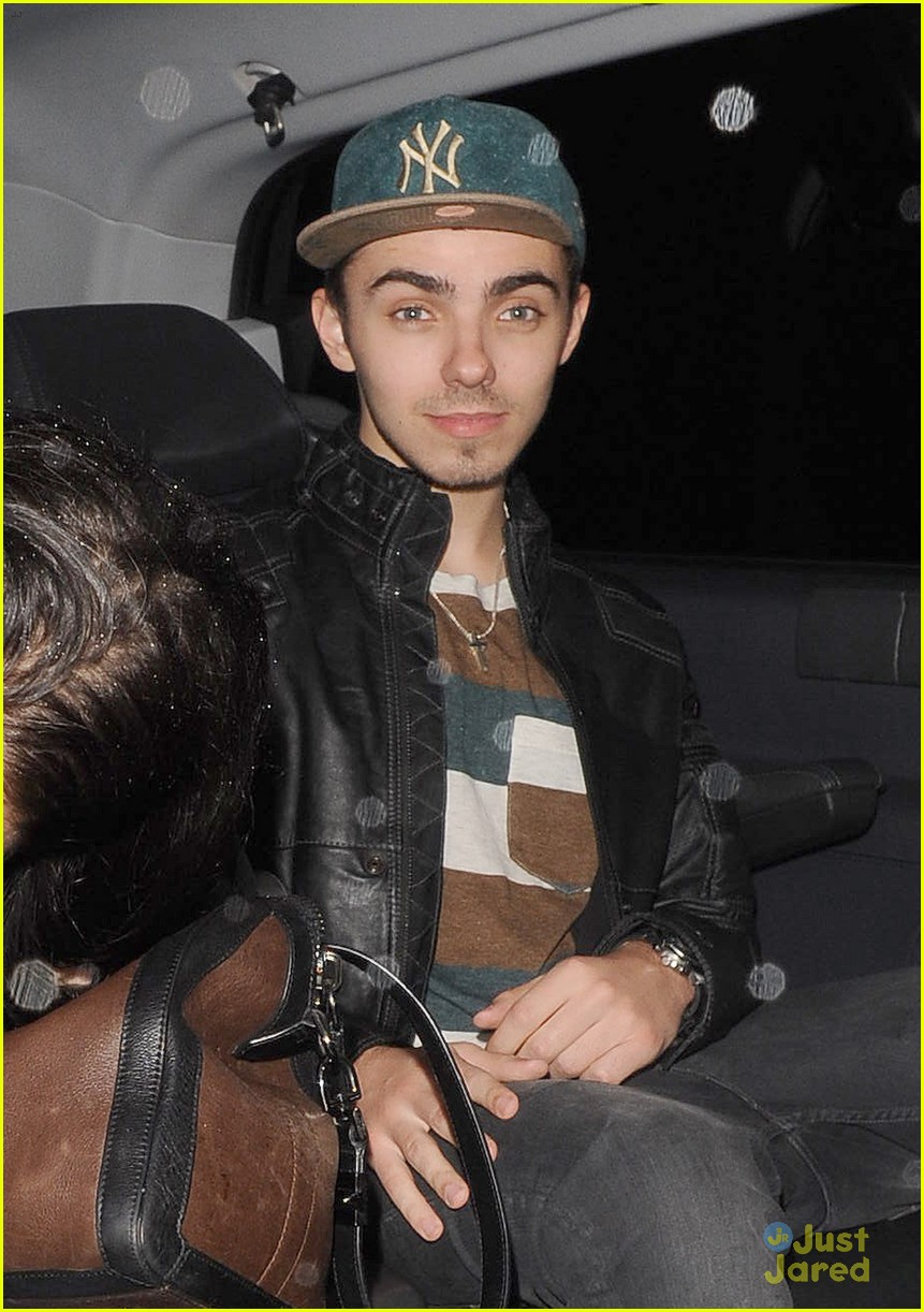 nathan sykes all about usher right now 02