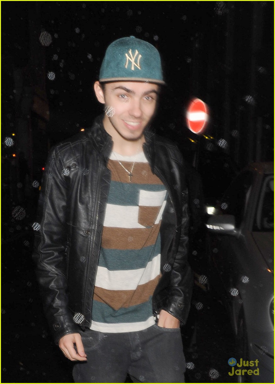 nathan sykes all about usher right now 04