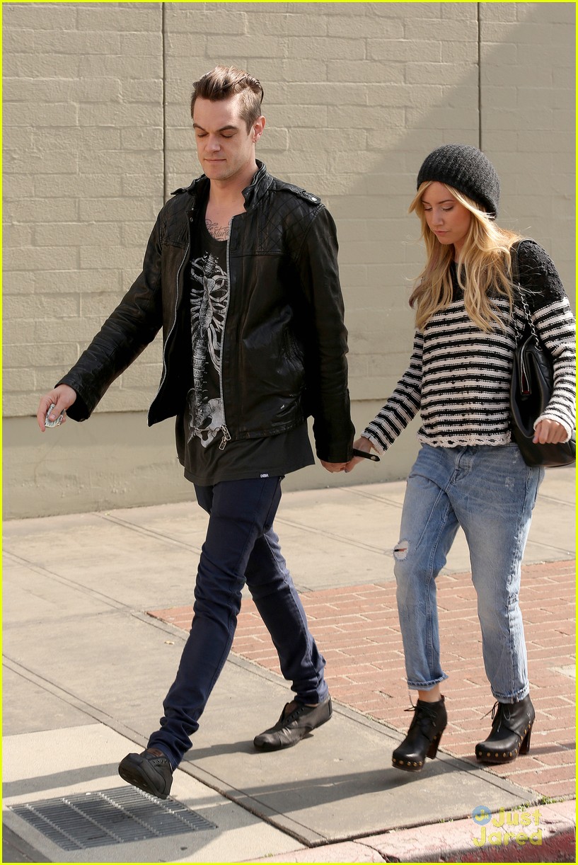 ashley tisdale chris french lunch date 10