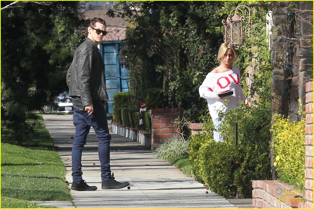 ashley tisdale valentines day with christopher french 11
