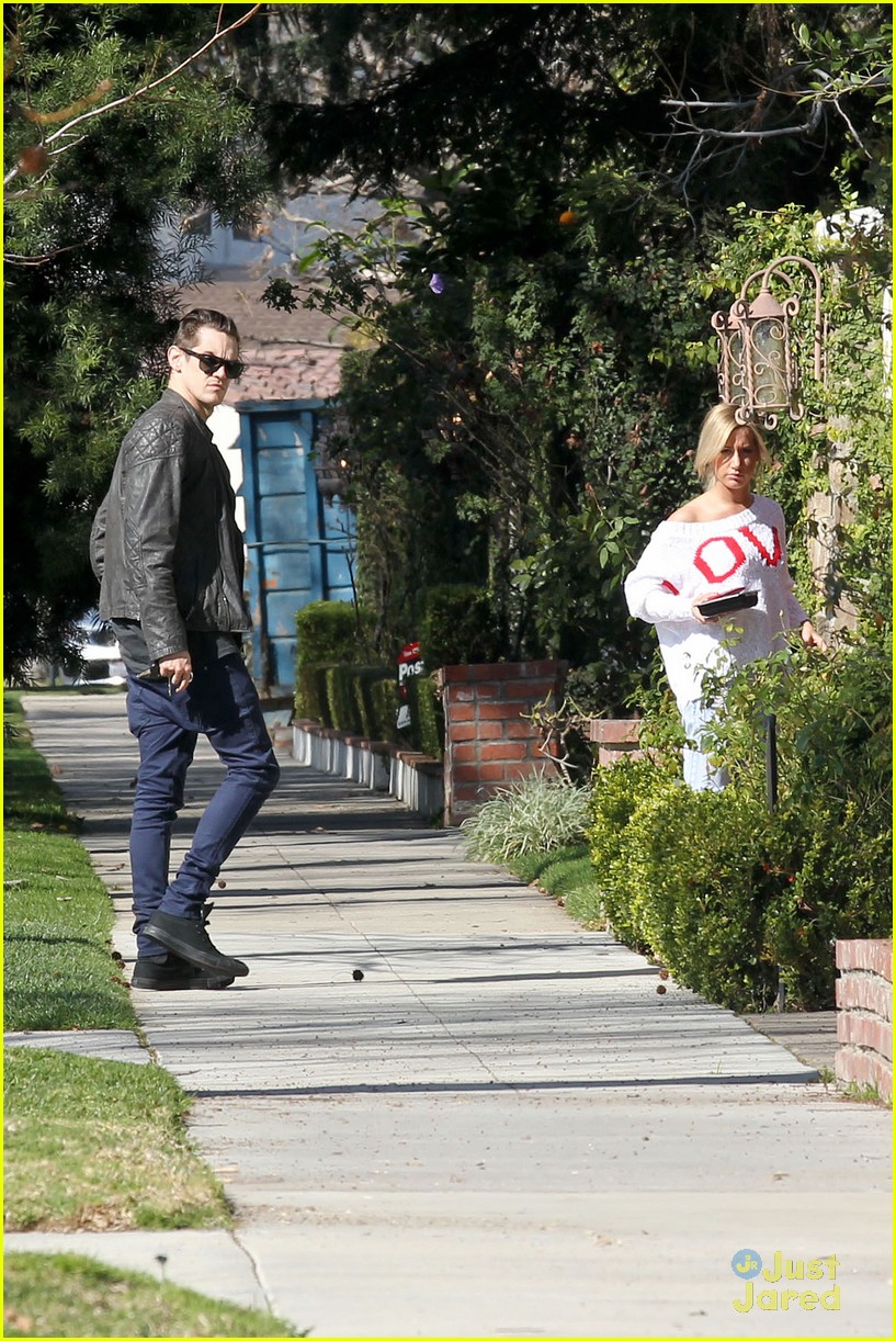 ashley tisdale valentines day with christopher french 13