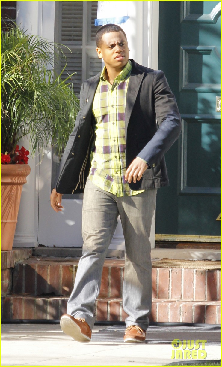tristan wilds solo on 90210 set 12