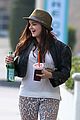 ariel winter jamba juice with sister shanelle 07