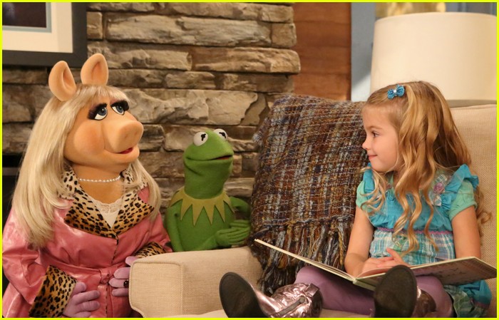 good luck charlie more muppets 02