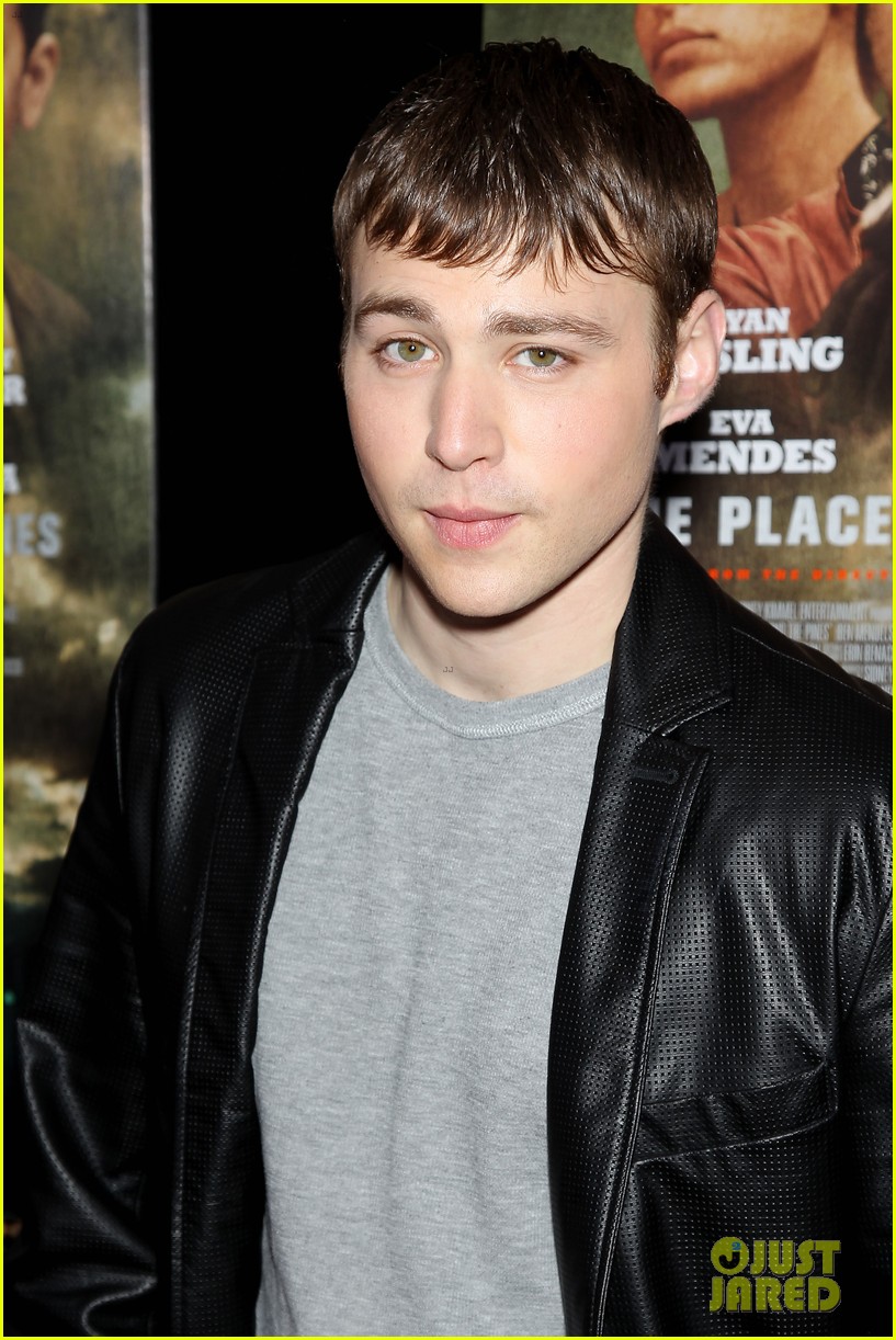 emory cohen place beyond the pines premiere 05