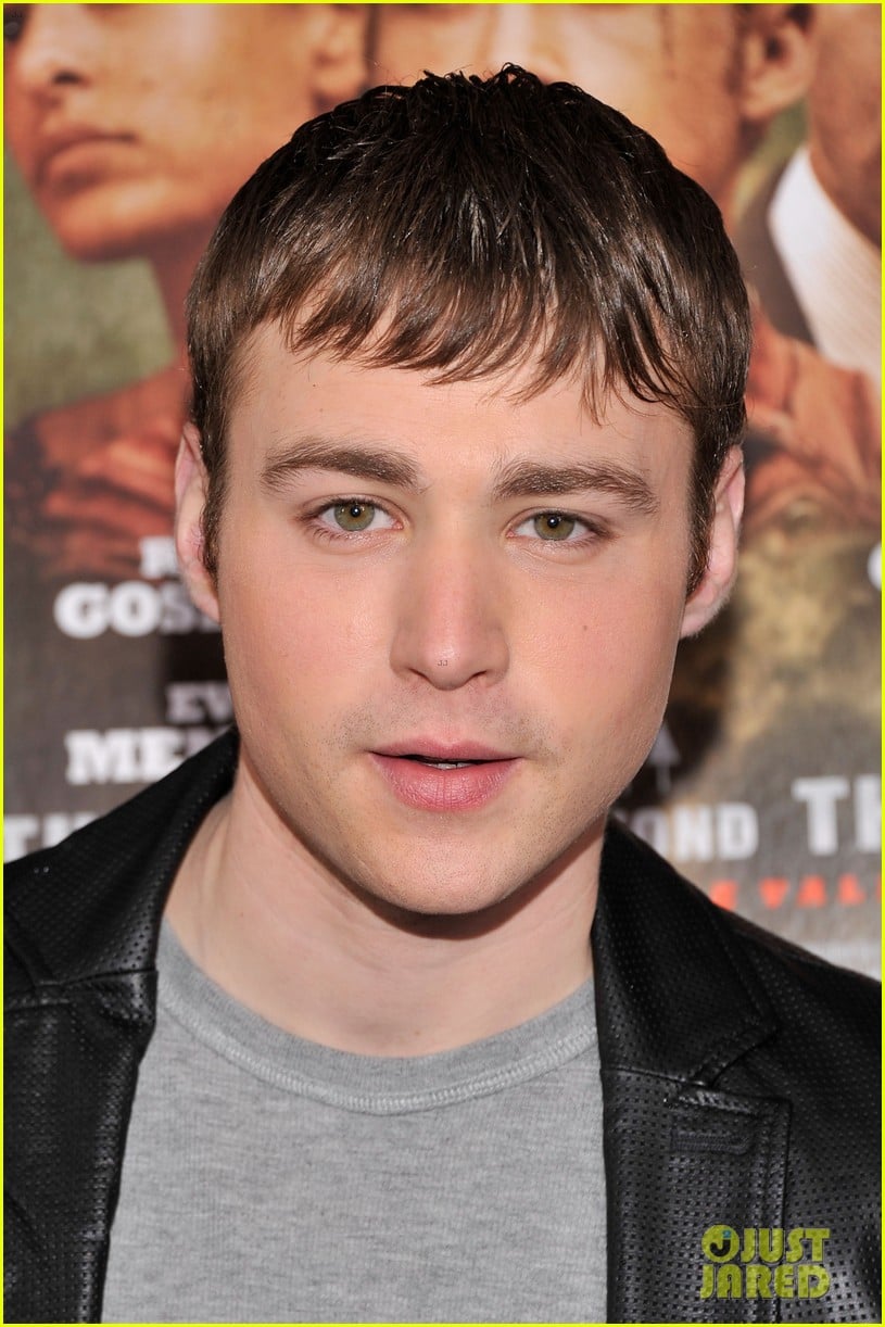 emory cohen place beyond the pines premiere 06