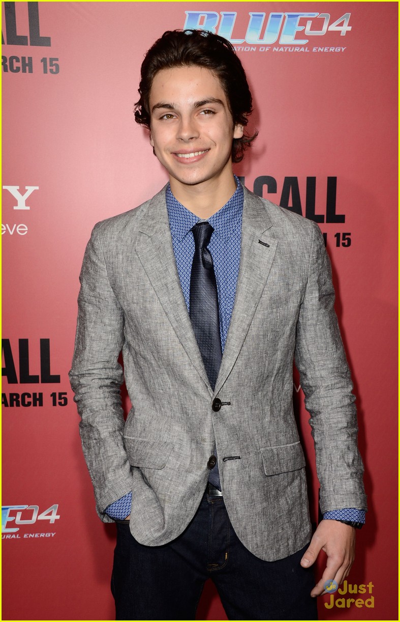 jake t austin the call red carpet premiere 01