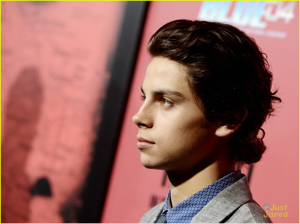 jake t austin the call red carpet premiere 08