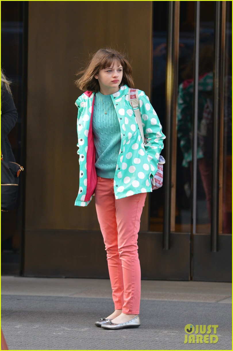 joey king nyc hotel check out 01