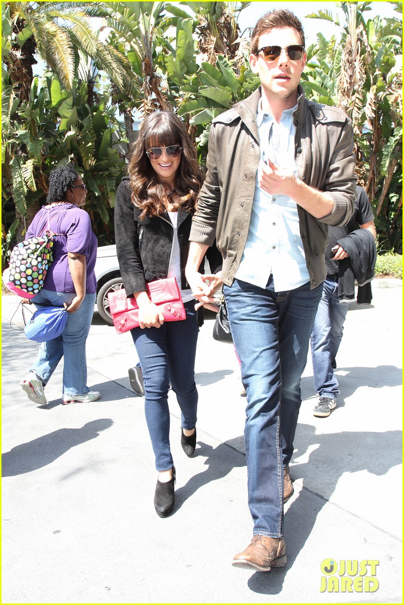 Lea Michele & Cory Monteith Canucks Couple Photo 547882 Photo