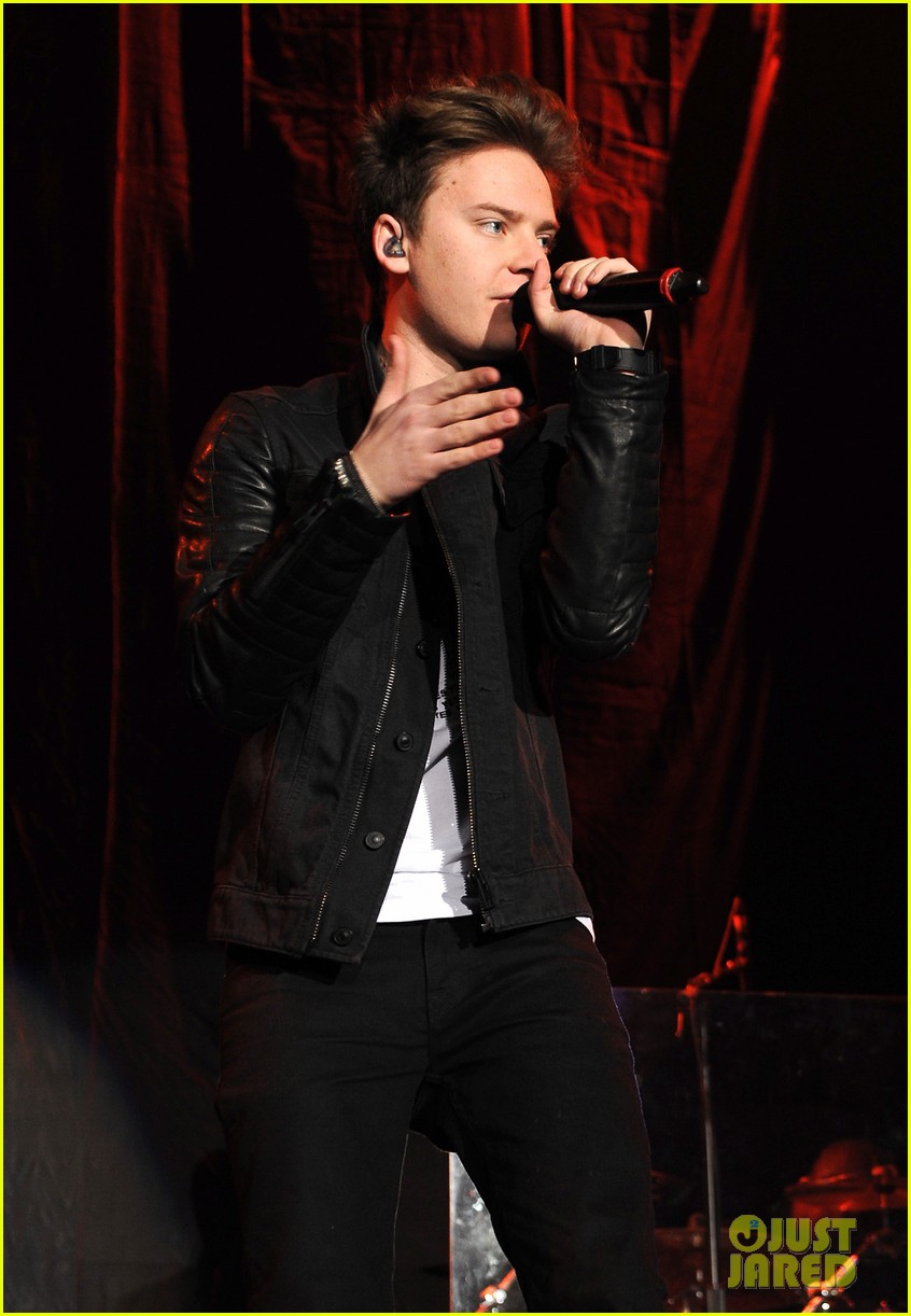conor maynard manchester arena performance 06
