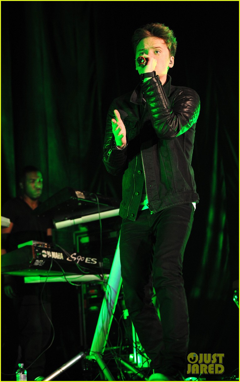 conor maynard manchester arena performance 16
