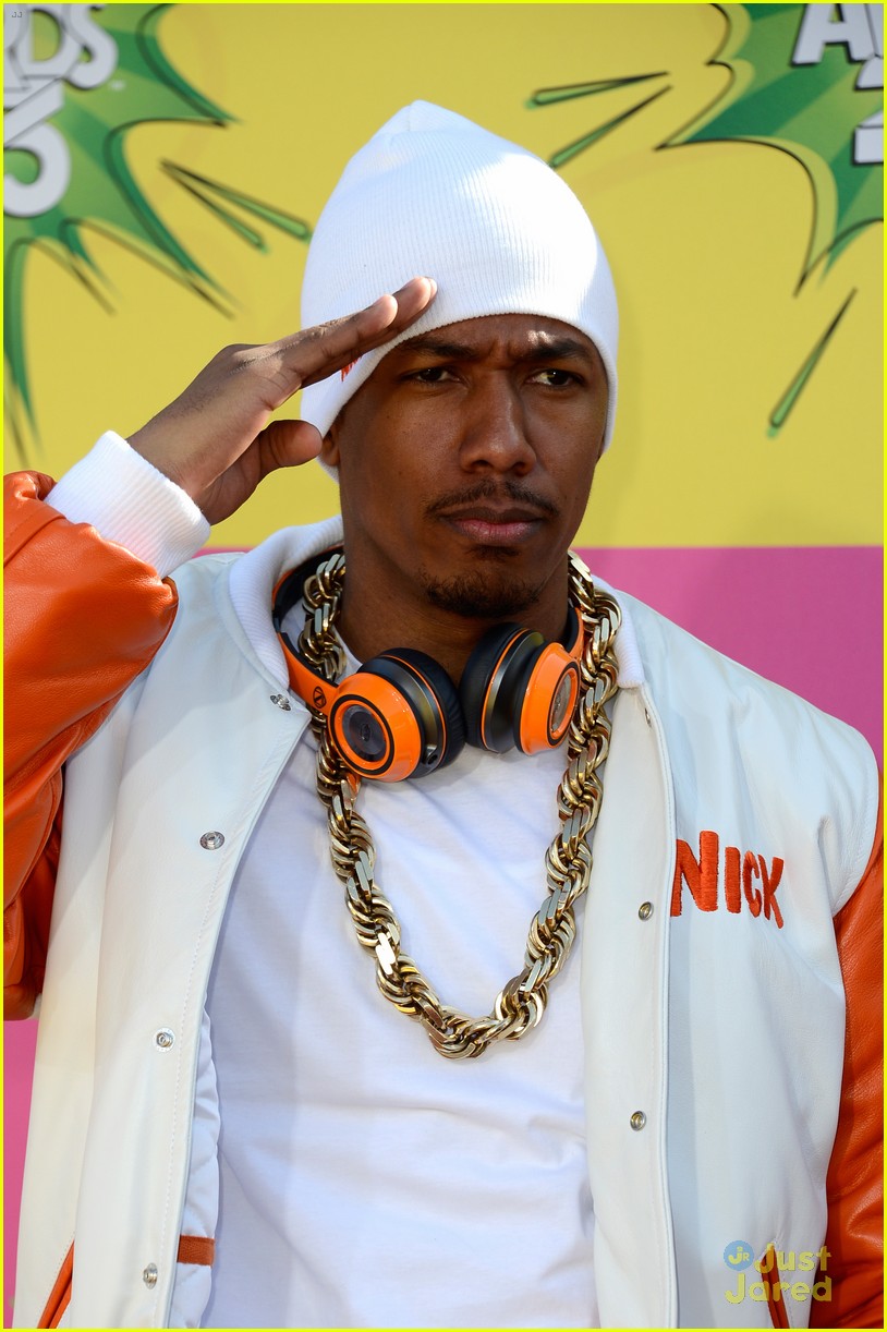 nick cannon kids choice awards 2013 red carpet 06