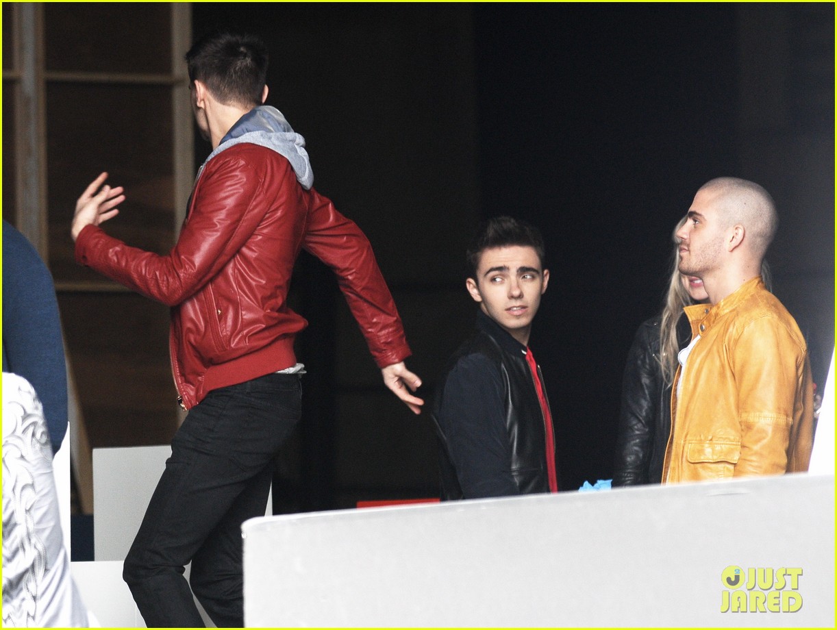 the wanted stars and strikes 26