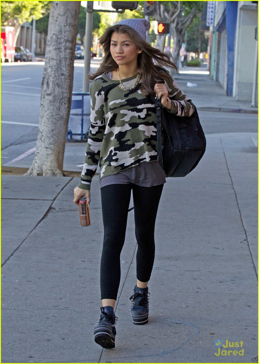 Zendaya's Camo Jacket and Sneakers Look for Less - The Budget Babe