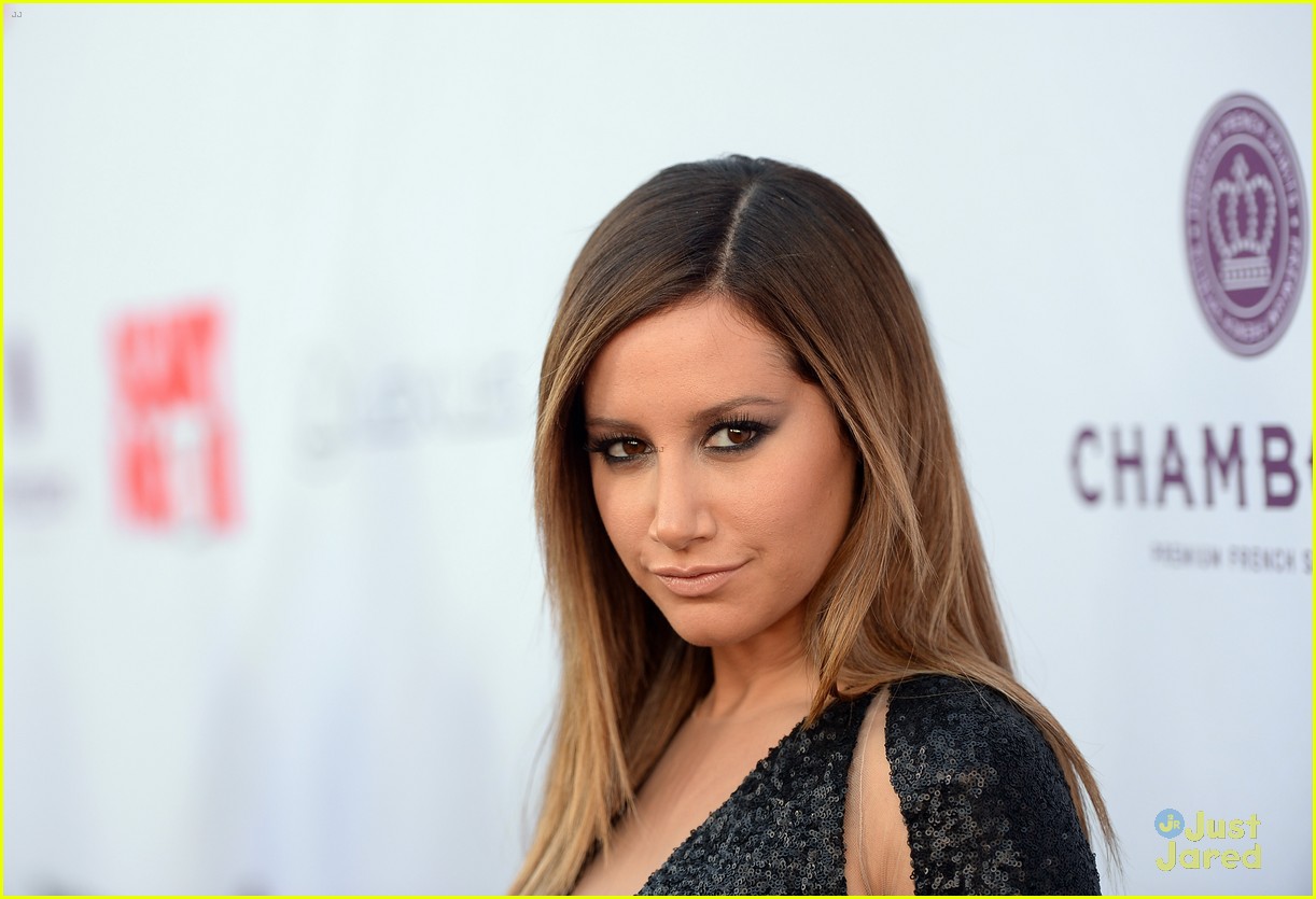 ashley tisdale christopher french scary movie 5 premiere 09