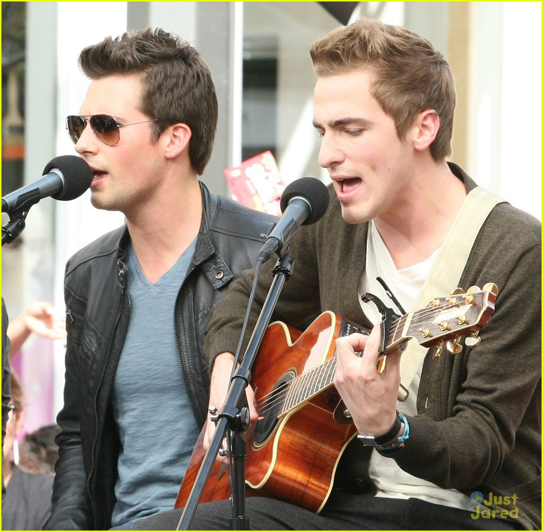 big time rush perform at the grove 02