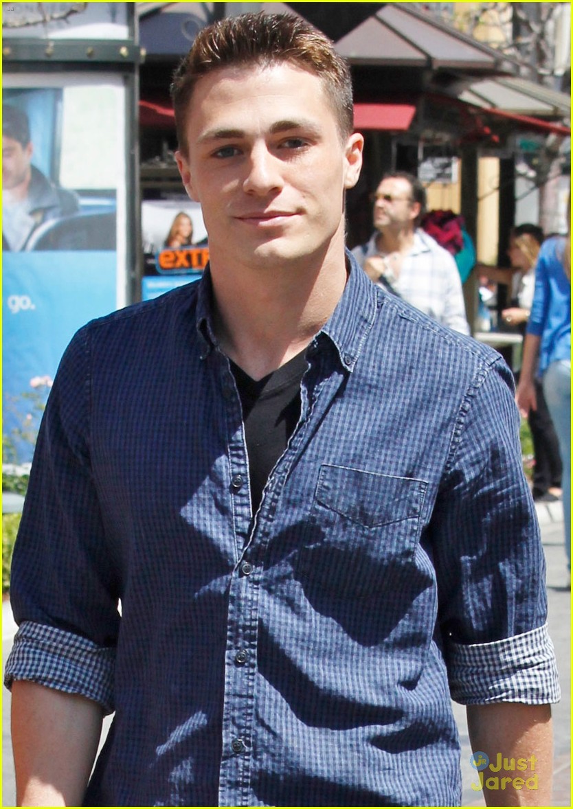 colton haynes im gaining muscle for arrow 02
