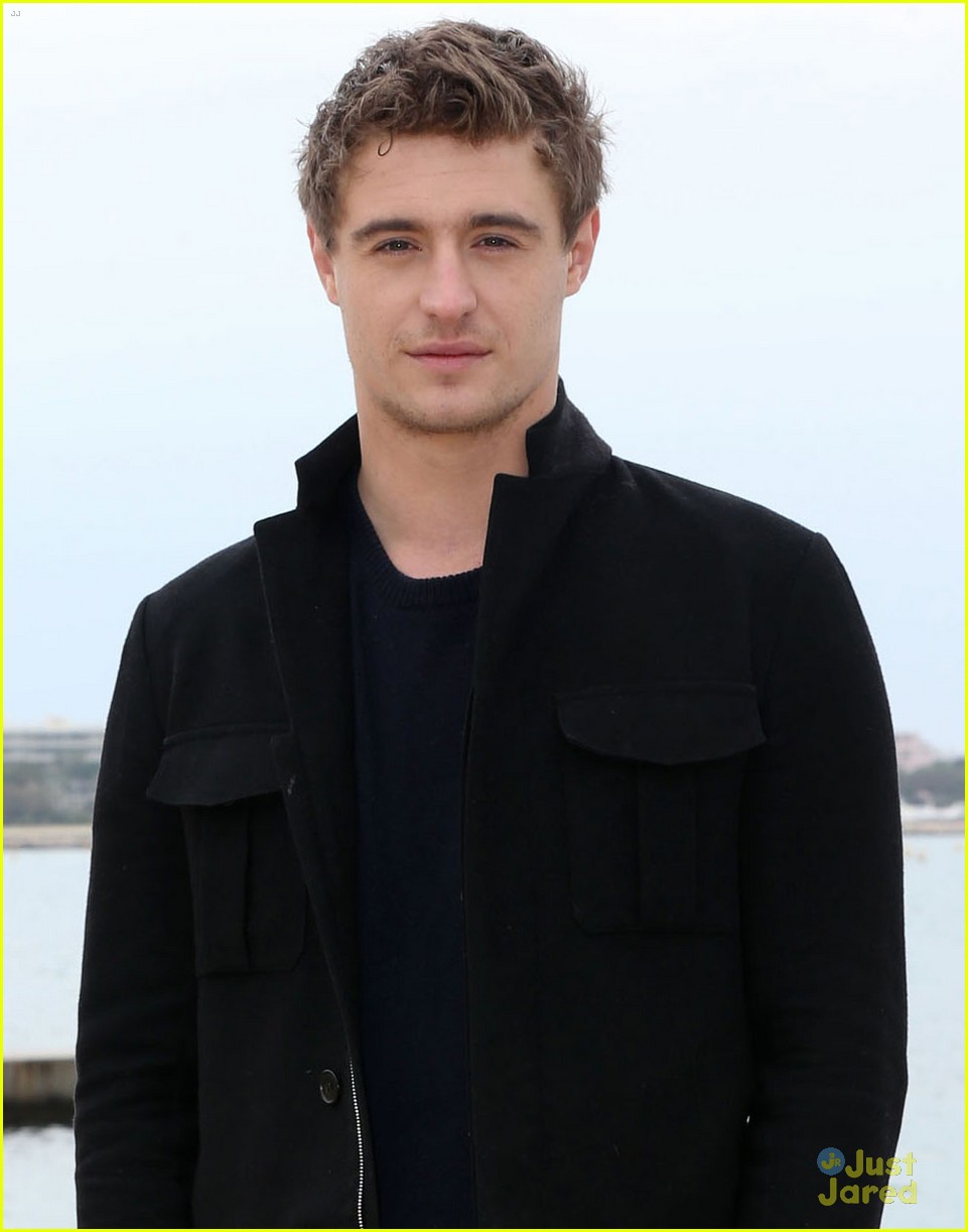 max irons the white queen photo call 07