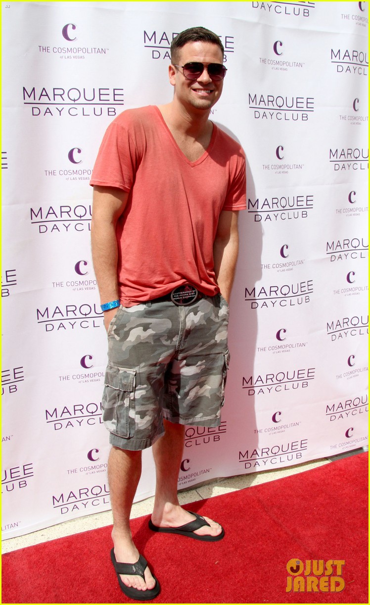 mark salling marquee day club grand opening 01