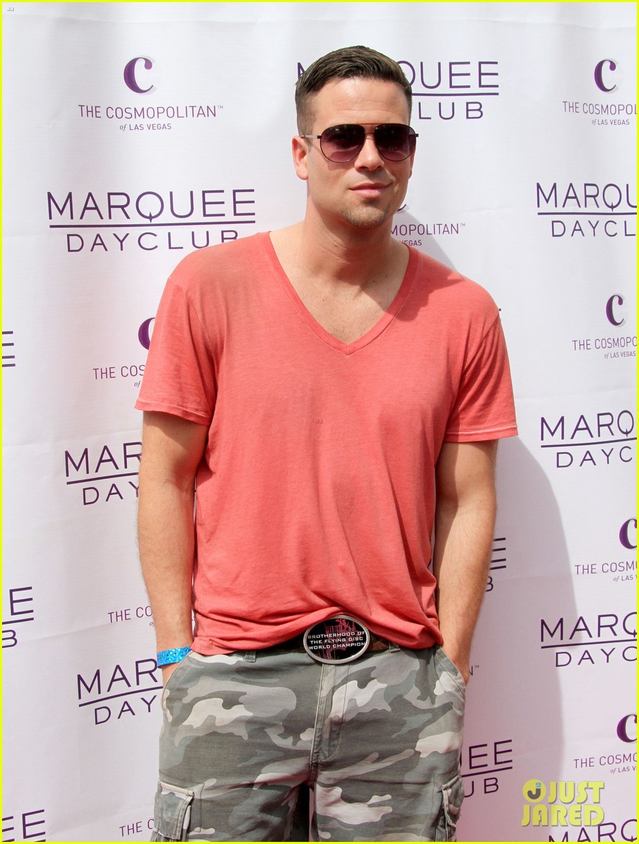 mark salling marquee day club grand opening 06
