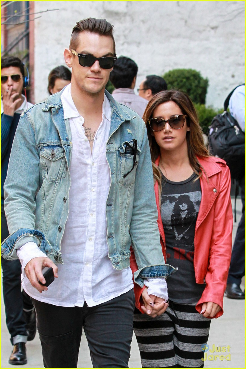ashley tisdale christopher lunch nyc 01