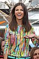 victoria justice extra appearance at the grove 08