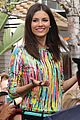victoria justice extra appearance at the grove 09