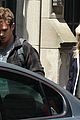 andrew garfield dons elbow pads for spider man 2 stunts 10