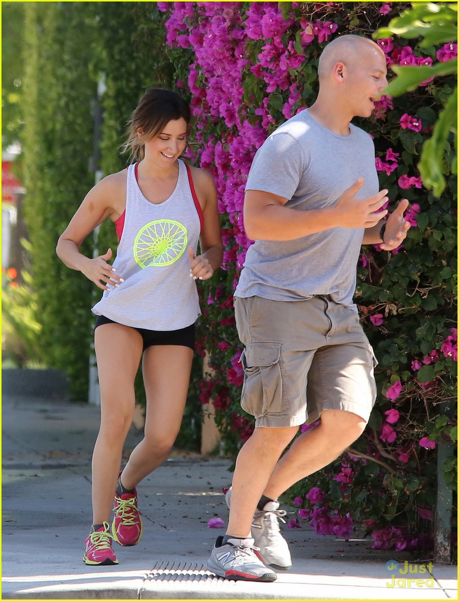 ashley tisdale jogs with her trainer in weho 04